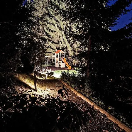 Becker Chalet *